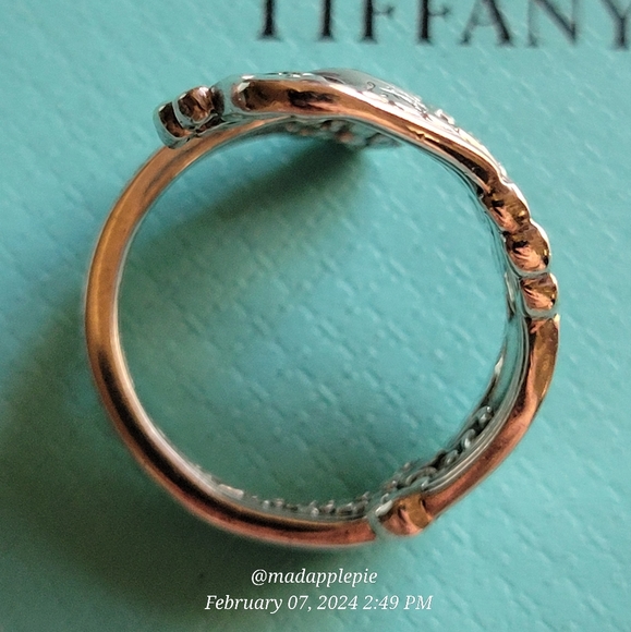 1889 Tiffany & Co.  Saint James Spoon Ring in Sterling Silver Luxury jewelry #77 - Picture 4 of 16